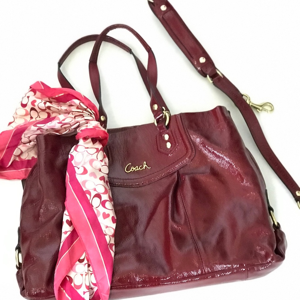 Coach | Genuine Leather Purse